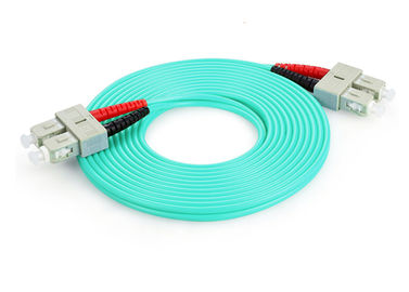 chaqueta del PVC/de LSZH del conector del SC UPC del cordón de remiendo de la fibra con varios modos de funcionamiento 10GB